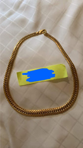 Uno necklace